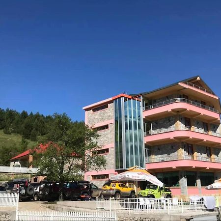 Lura Hotel Fushe-Lure Kültér fotó