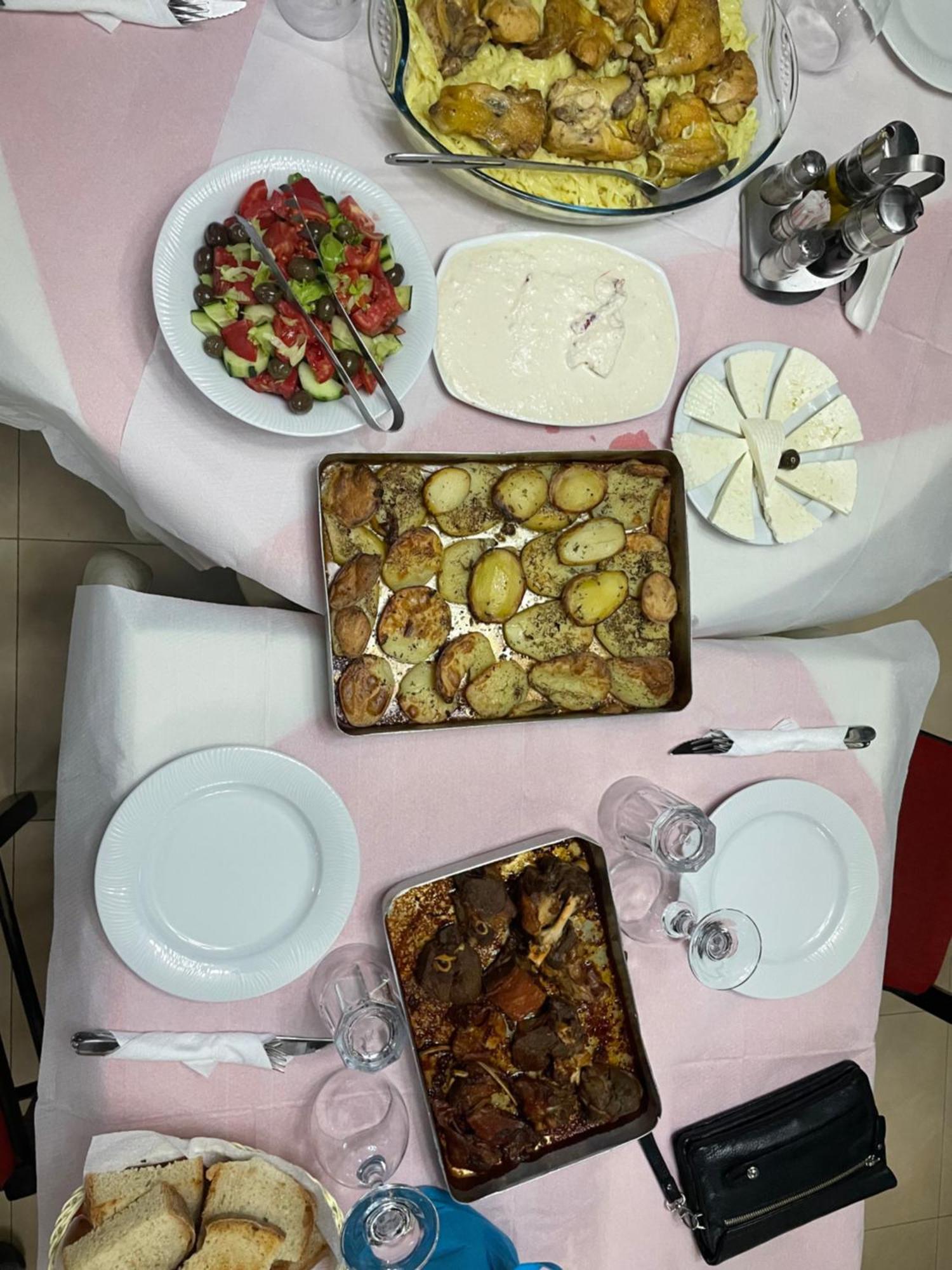 Lura Hotel Fushe-Lure Kültér fotó